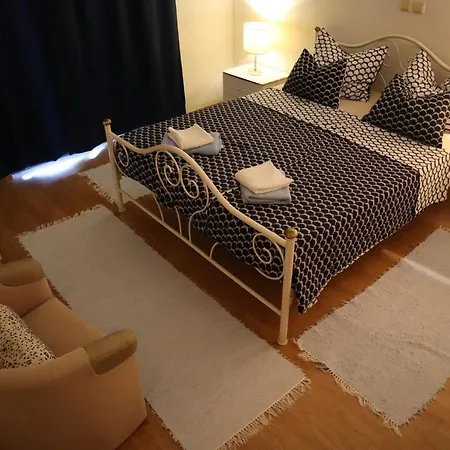 Mila Apartment Makarska